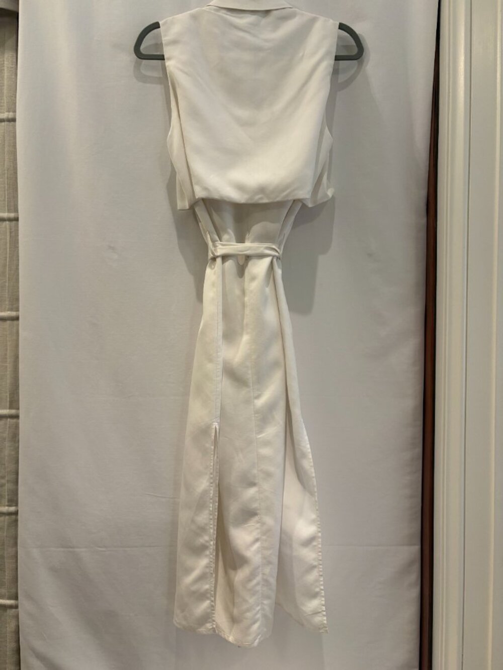 Intermix, White Sleeveless Trench | Size: M - Picture 8 of 9
